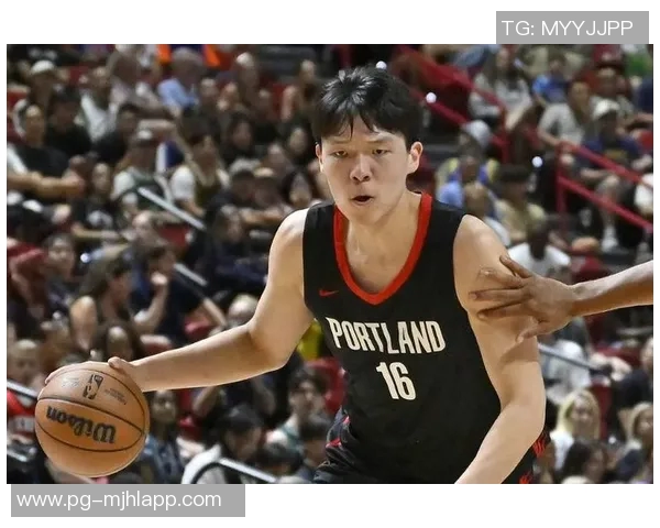 尽管三分球失准大球依然贡献7篮板5助攻展现全能表现